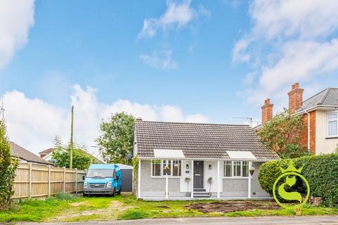 2 bedroom detached bungalow for sale, Columbia Road, Bournemouth BH10