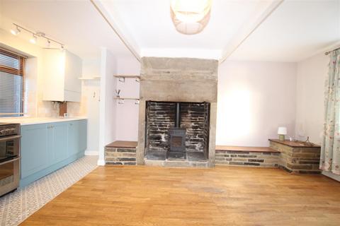 270 Cemetery Road, Bradford, BD7 2PY