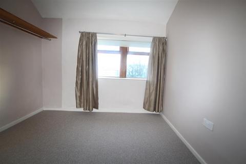 270 Cemetery Road, Bradford, BD7 2PY