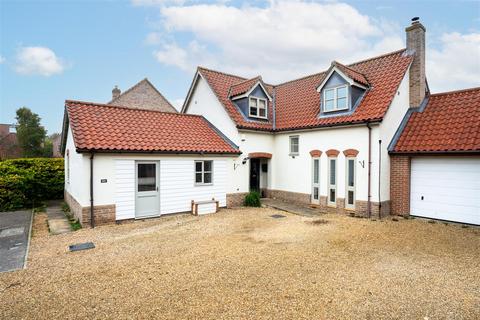 5 bedroom detached house for sale, Copperfield Way, Cambridge CB25