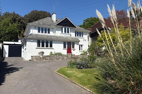 5 bedroom detached house for sale, Springfield Crescent, Poole BH14