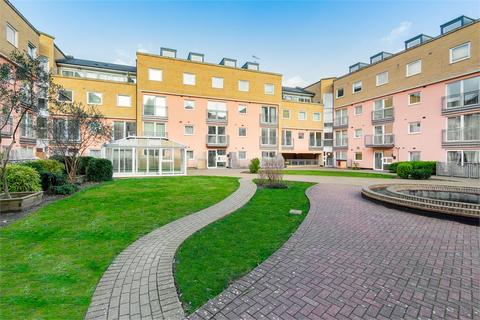 1 bedroom apartment to rent, Wooldridge Close, Feltham TW14