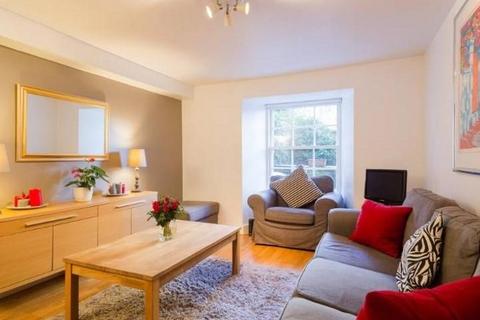 1 bedroom flat to rent, Gayfield Square, Edinburgh EH1