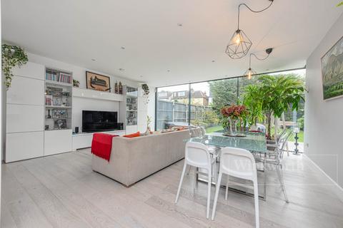 4 bedroom semi-detached house for sale, Chamberlayne Road, London, NW10