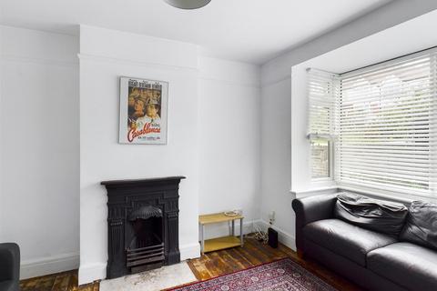 5 bedroom terraced house to rent, Hartington Road, Brighton