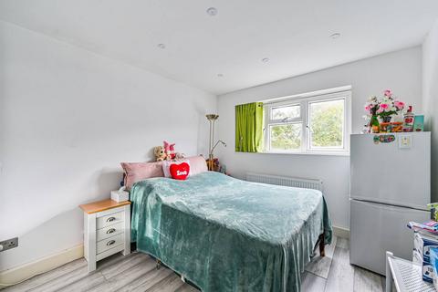26b Pawsons Road, Croydon, CR0 2QE