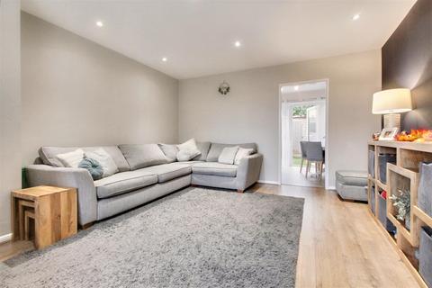 1 Abbotts View, Sompting, Lancing, BN15 0NG