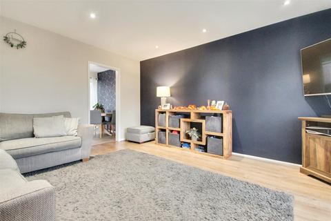 1 Abbotts View, Sompting, Lancing, BN15 0NG
