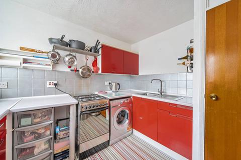 1 bedroom flat for sale, Lewis Road, Mitcham, CR4