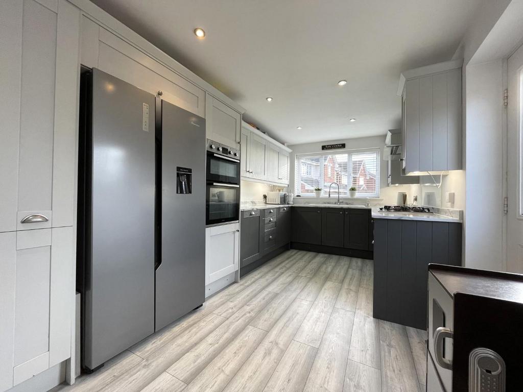 Kitchen diner