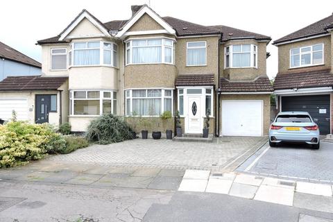 5 bedroom semi-detached house for sale, Boleyn Avenue, Enfield, EN1