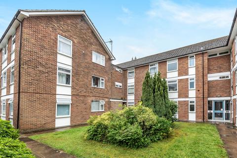 3 bedroom flat to rent, Norman Road, Winchester, SO23