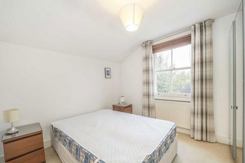 2 bedroom flat to rent, Dalberg Road, London SW2