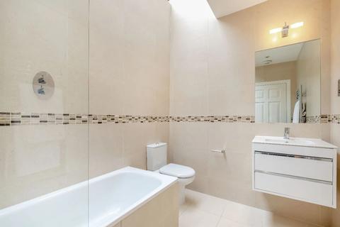 1 bedroom flat to rent, Grosvenor Hill, Mayfair, W1K