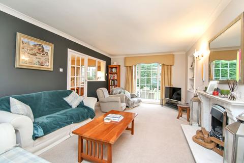 3 bedroom detached house for sale, Westwell Court, Tenterden TN30