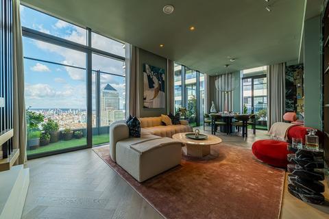 2 bedroom penthouse for sale, The Wardian London E14