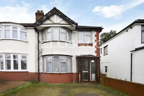 3 bedroom end of terrace house for sale, Arundel Drive, Middlesex HA2