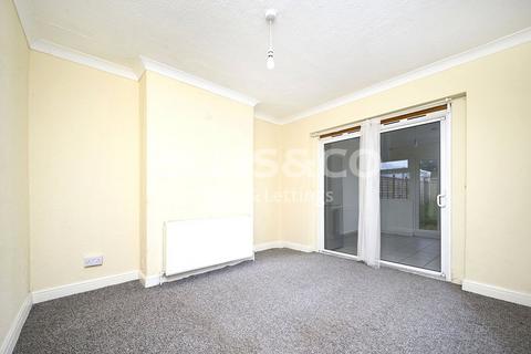 3 bedroom end of terrace house for sale, Arundel Drive, Middlesex HA2