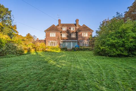 6 bedroom property for sale, Great Austins, Farnham, GU9