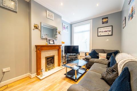 4 bedroom end of terrace house for sale, Berkeley Road East, Birmingham B25