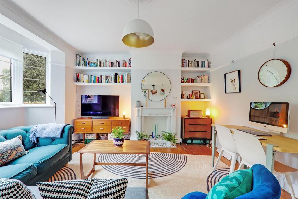 08-657e JHProp Wpen - Flat 2 Anerley Court - 22-medi