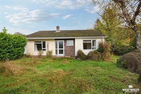 2 bedroom detached bungalow for sale, Gelliwen, Llechryd, Cardigan