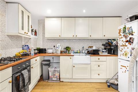 3 bedroom terraced house for sale, Ellesmere Road, London, E3