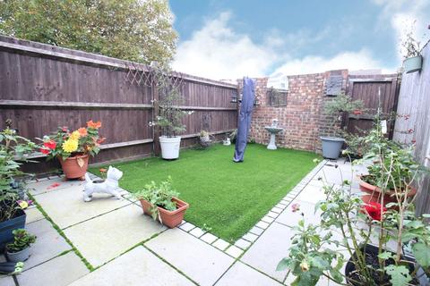 2 bedroom terraced house for sale, Spruce Walk, Lee-On-The-Solent, Hampshire, PO13