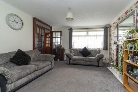 3 bedroom semi-detached house for sale, The Pines, Broadstairs, CT10