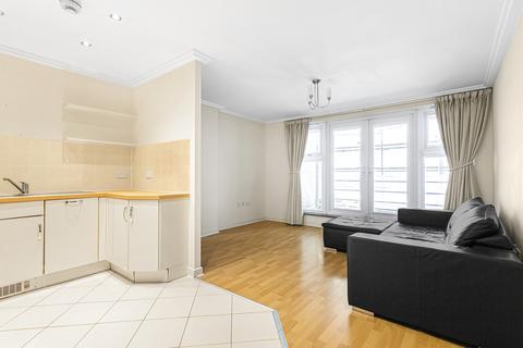 1 bedroom apartment for sale, Station Approach, Woking, Surrey, GU22