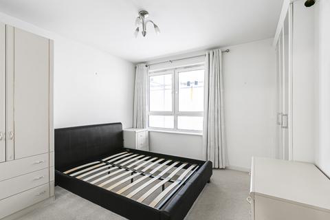 1 bedroom apartment for sale, Station Approach, Woking, Surrey, GU22