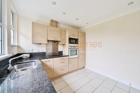 2 bedroom bungalow for sale, Hammers Lane, Mill Hill, London