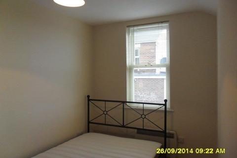 1 bedroom apartment to rent, Victoria Road, Swindon