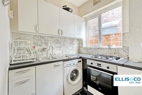 2 bedroom apartment for sale, Baronet Road, London, N17