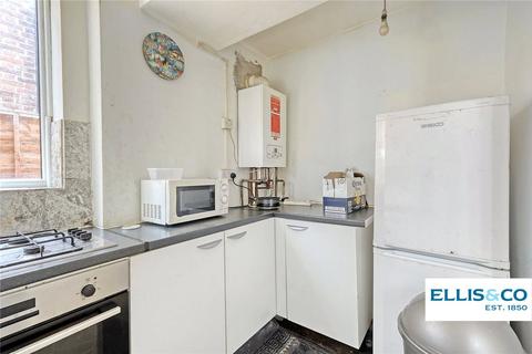 2 bedroom apartment for sale, Baronet Road, London, N17