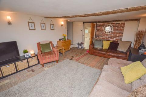 2 bedroom cottage to rent, Church Street, Henham