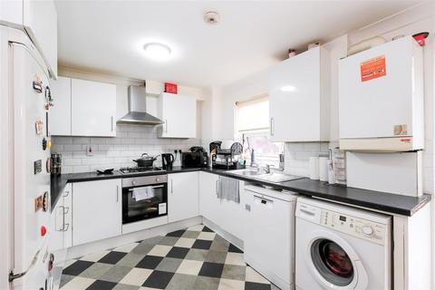 4 bedroom townhouse for sale, The Ridgeway, North Chingford