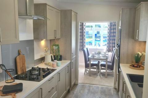 2 bedroom park home for sale, Rainham, Kent, ME8