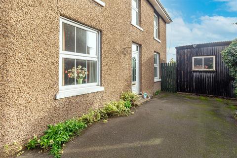 3 bedroom semi-detached house for sale, Comer Gardens, Worcester