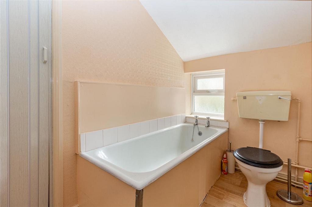 Bathroom-2.jpg