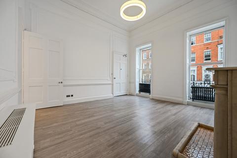 Healthcare facility to rent, 31 Queen Anne Street, Marylebone Village, London W1