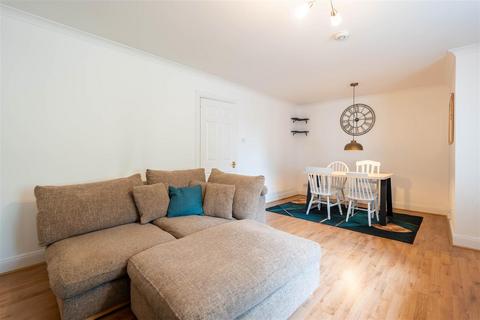 1 bedroom flat for sale, Marshall Place, Perth