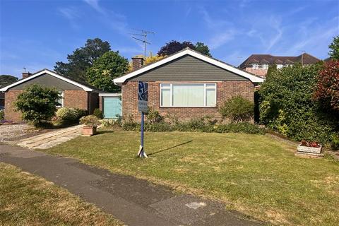 2 bedroom detached bungalow for sale, Hawthorn Way, Storrington, West Sussex, RH20