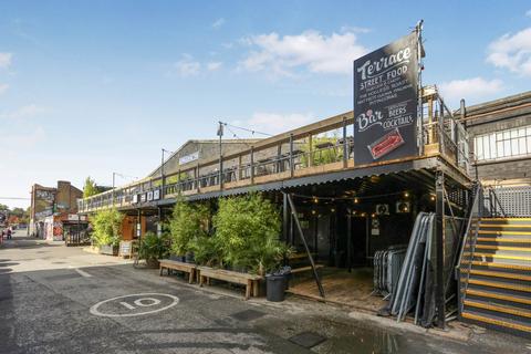 13 Shalbourne Square, London, E9 5JN