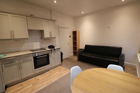 2 bedroom flat to rent, Frith Road, Leytonstone E11