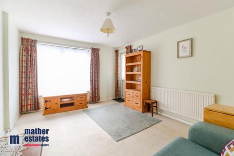 1 bedroom maisonette for sale, Feather Dell, Hatfield