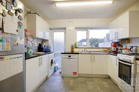 2 bedroom terraced house for sale, Crest Drive, Enfield (Chain free)