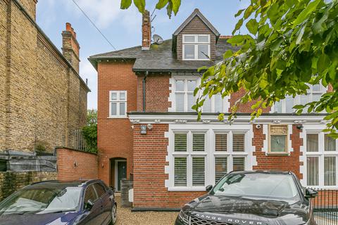 5 bedroom semi-detached house for sale, Malwood Road, London, SW12