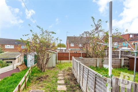 9 Elm Road, Aveley, South Ockendon, RM15 4SX