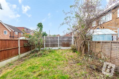 9 Elm Road, Aveley, South Ockendon, RM15 4SX